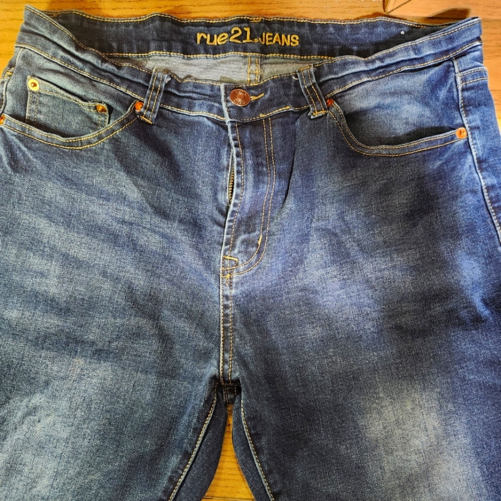 Men's Rue21 jeans size 34